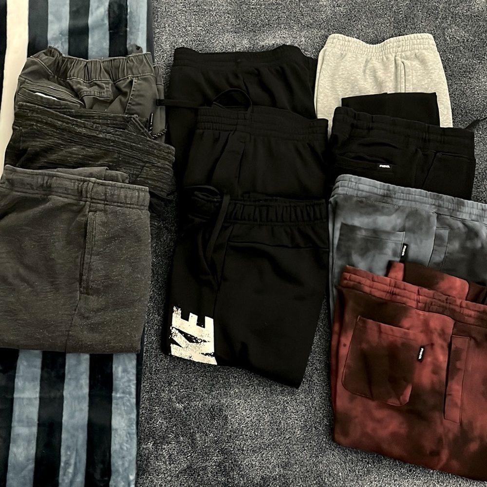 RSQ Size Lg Sweats/Joggers